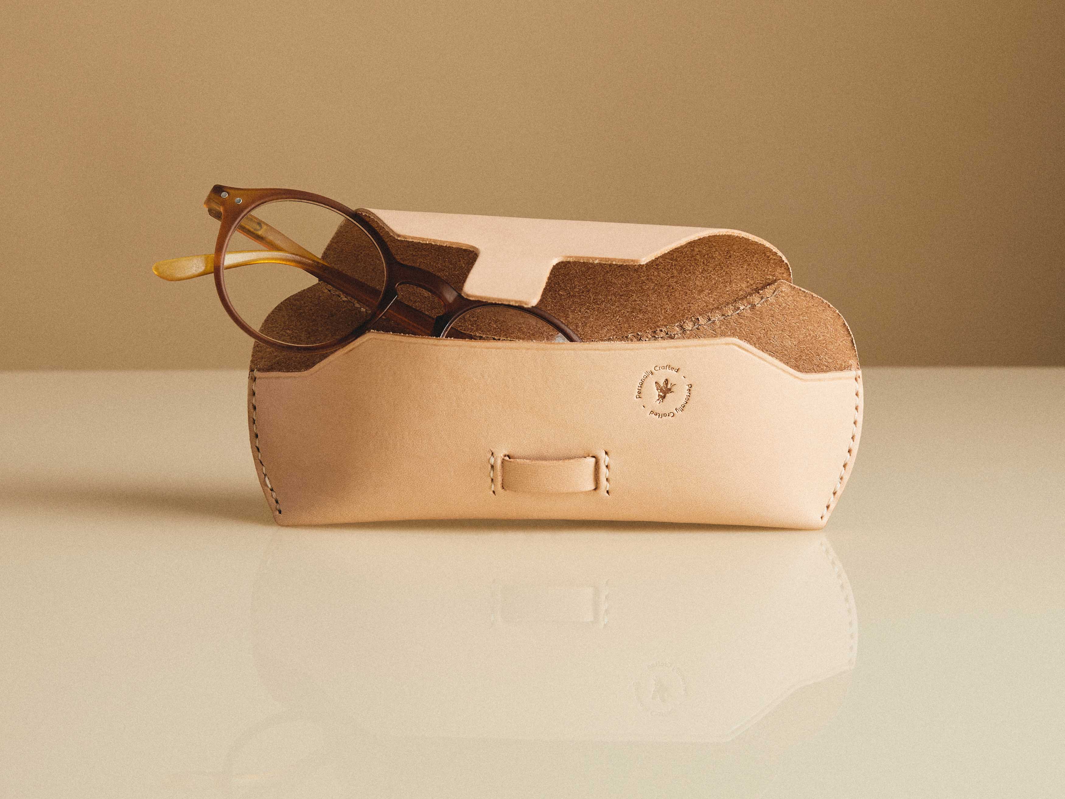 Craft Your Own Leather Glasses Case DIY Kit – artisanslife