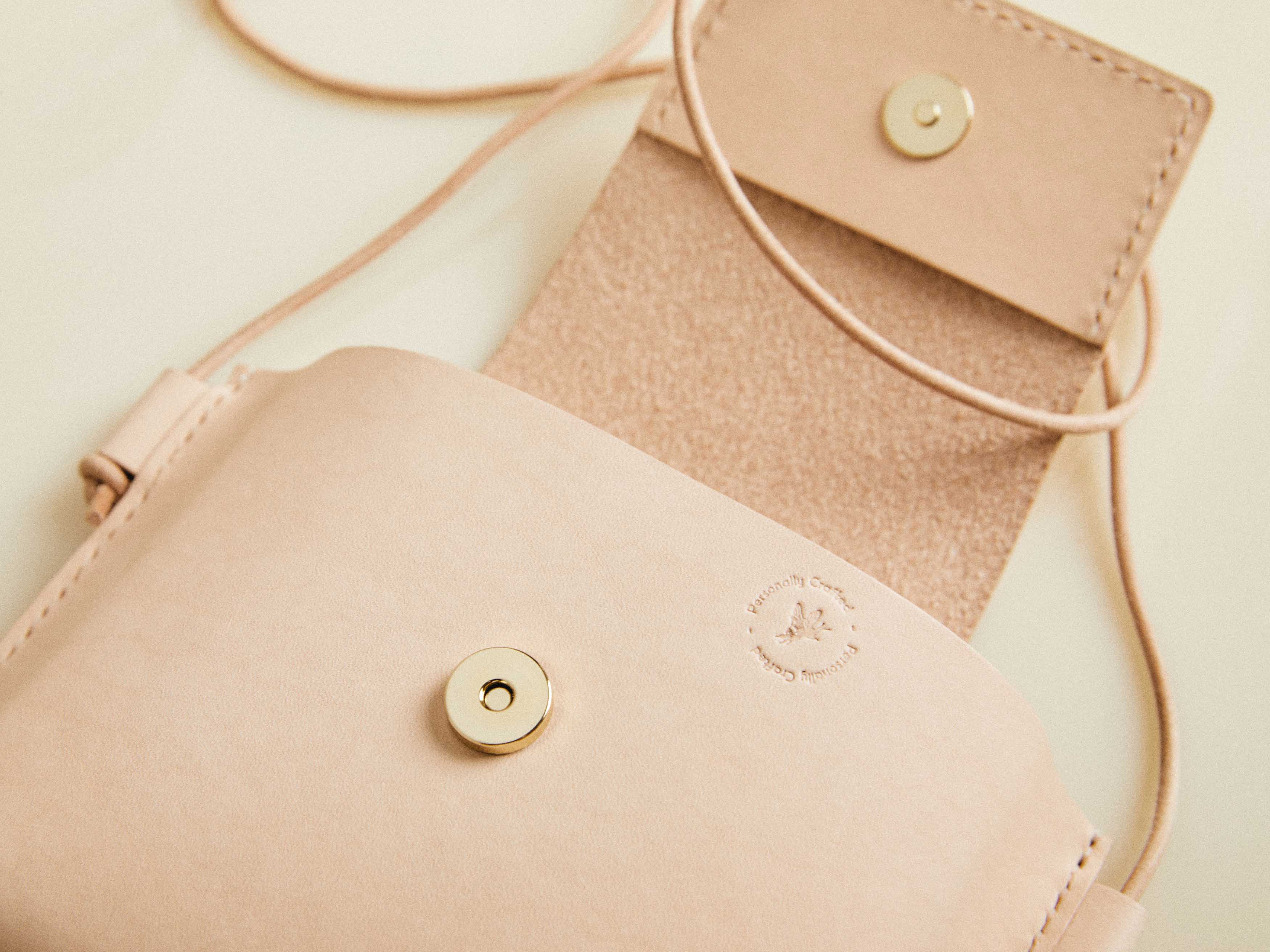 Craft Your Own Leather Bag with Our DIY Kit: Authentic Handmade Experi –  artisanslife